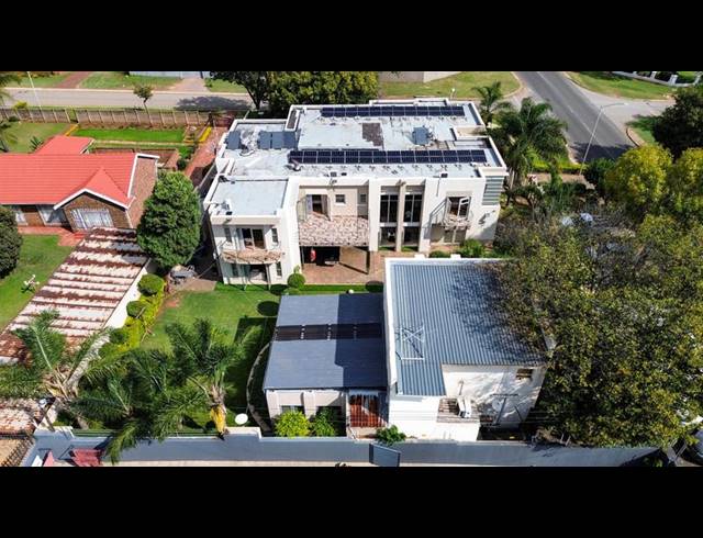 6 BEDROOM HOUSE FOR SALE IN ERASMIA